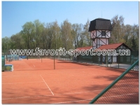 Теннисный комплекс Селена г.Черкассы грунтовый корт